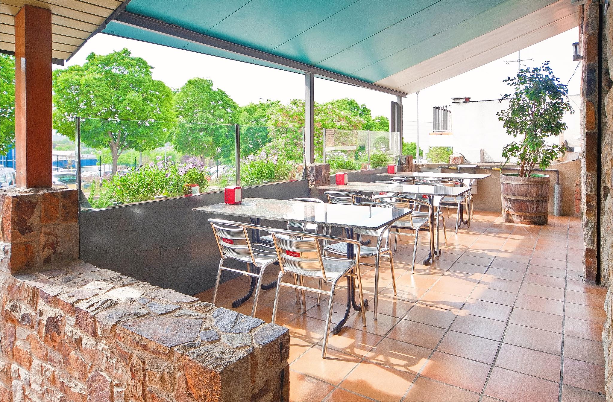 Hotel Sant Pere Ll Hspii Rubi